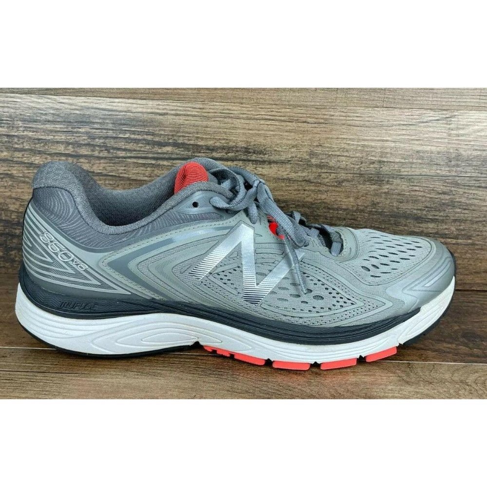 New Balance M860Gr8